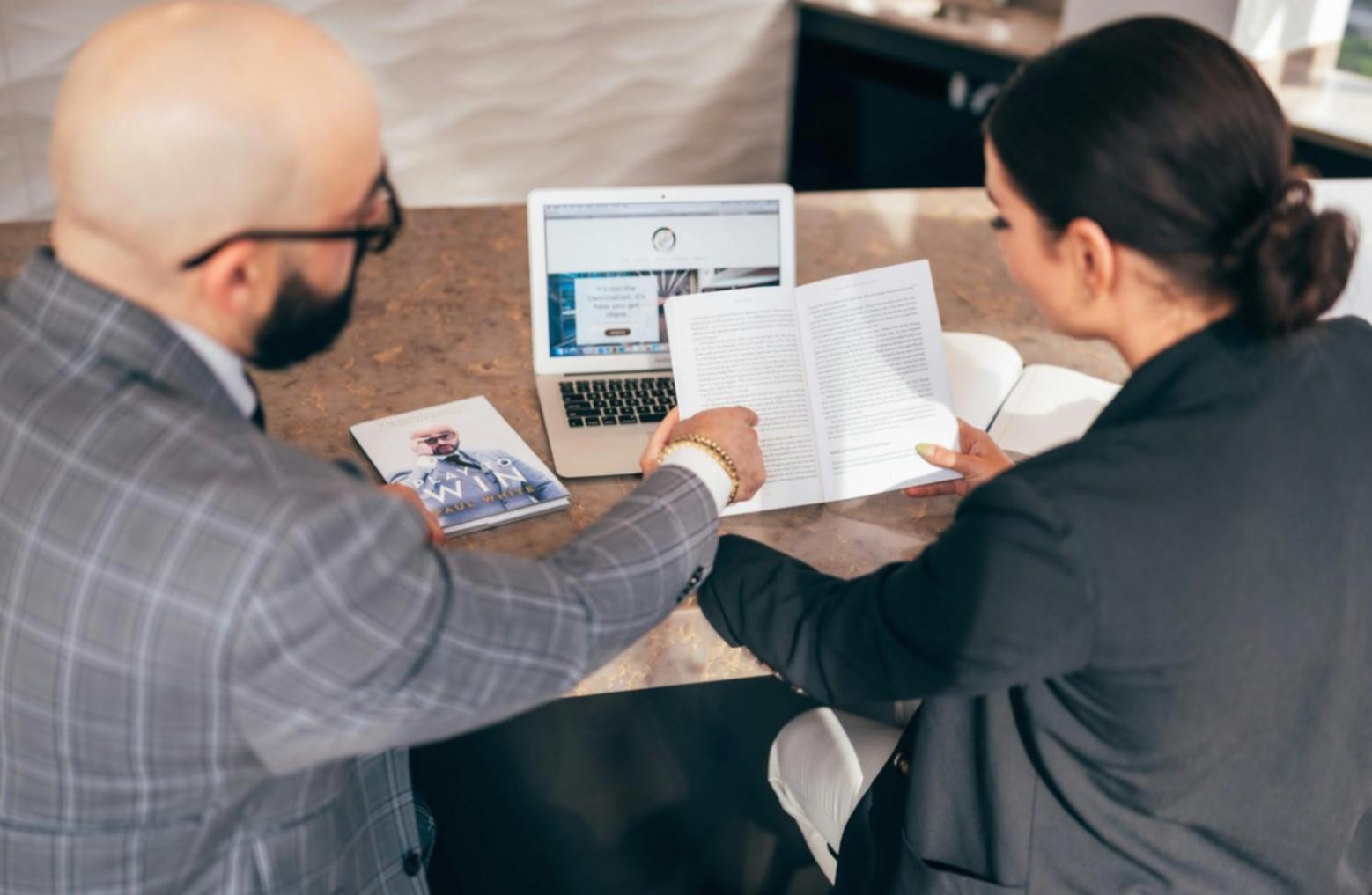 Рабочий процесс специалистов Targetexlex - анализ документов и подготовка отчётов